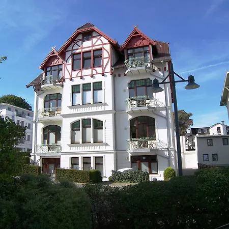 Apartment Medici 5 *